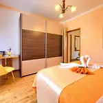 Apartment Apartmani Sabina *