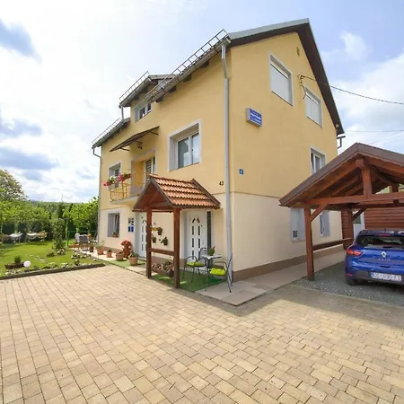 Apartmani Sabina * Fuzine