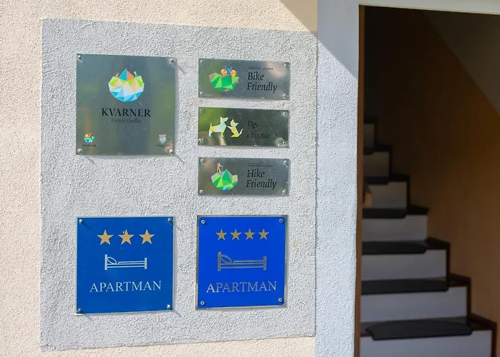 Apartment Apartmani Sabina *