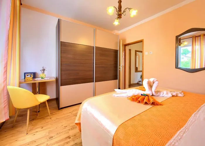 Apartment Apartmani Sabina *